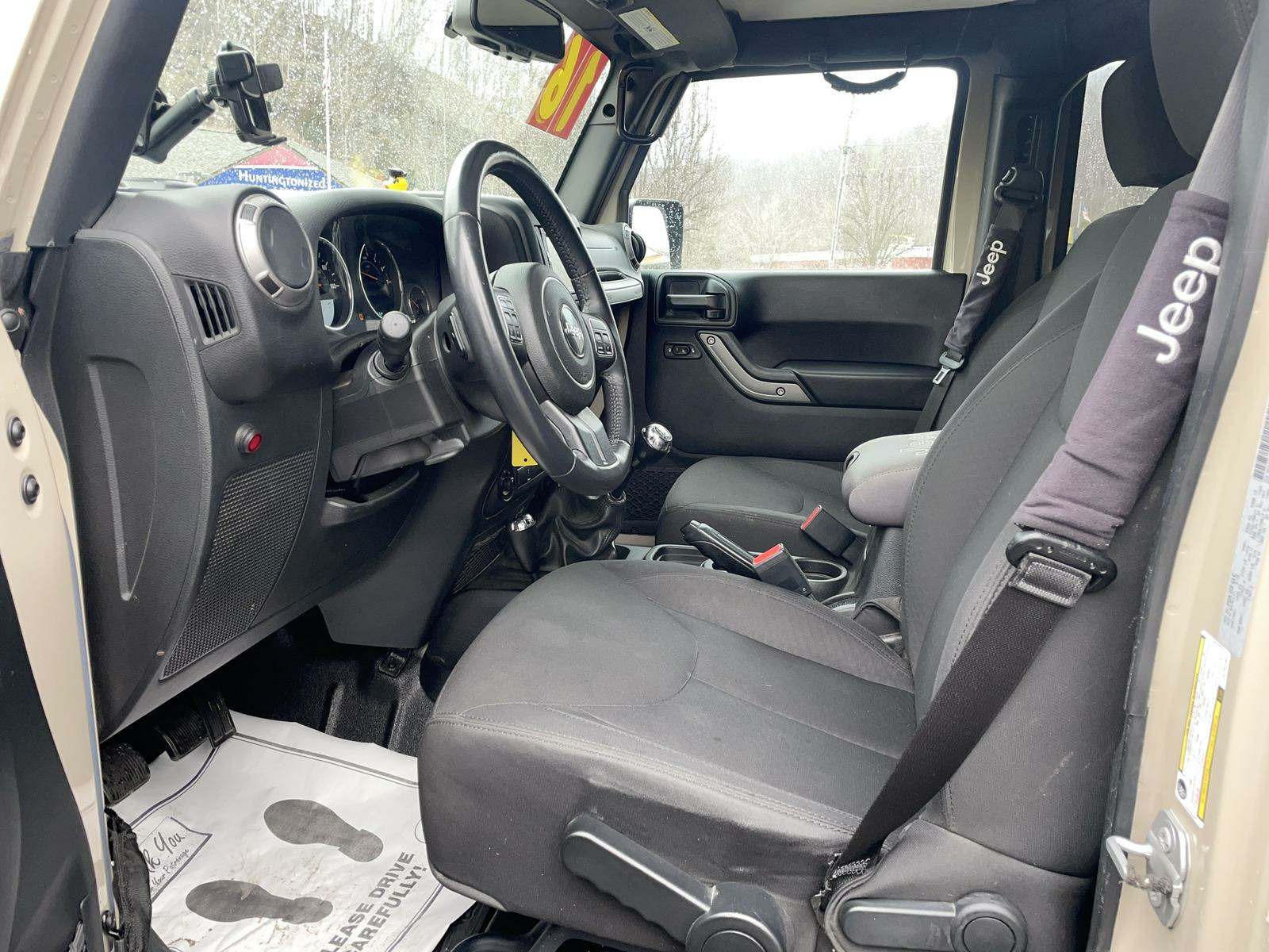 2016 Jeep Wrangler Willys Wheeler AWD