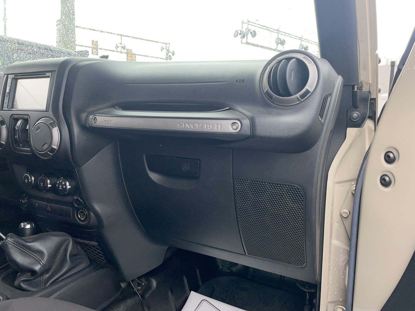 2016 Jeep Wrangler Willys Wheeler AWD