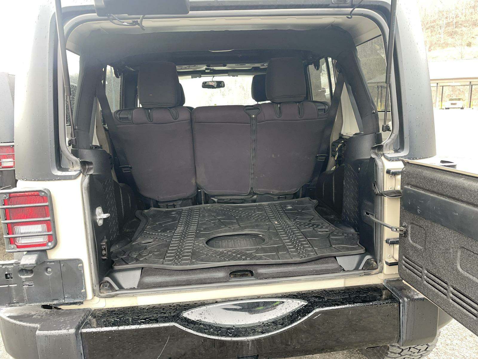 2016 Jeep Wrangler Willys Wheeler AWD