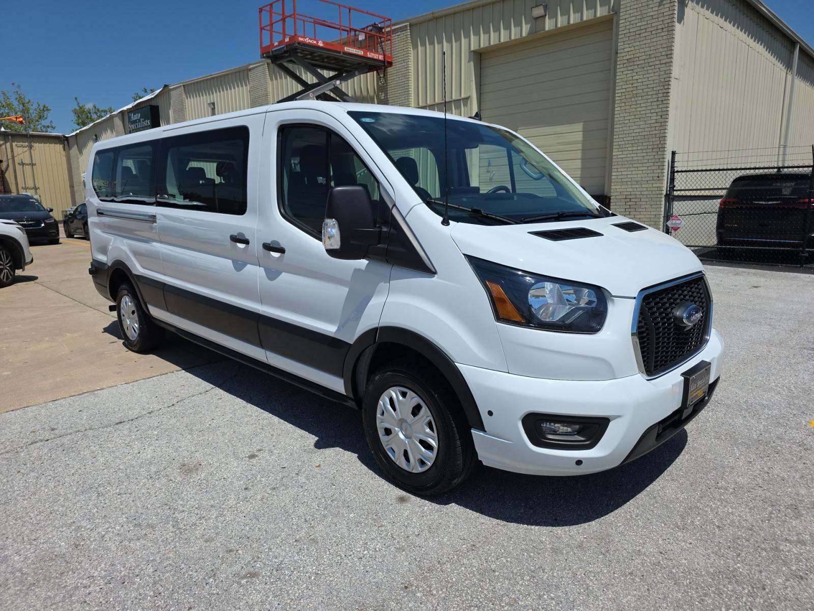 FORD TRANSIT 350 - 4