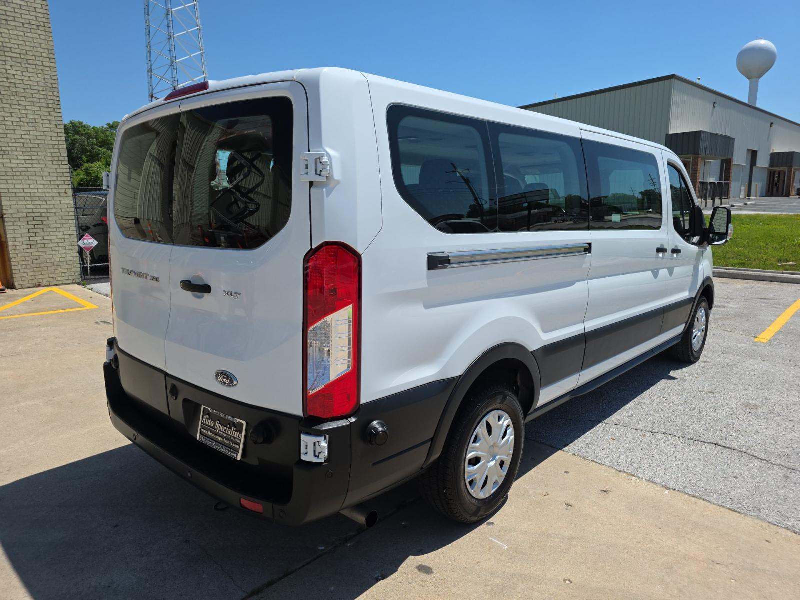 FORD TRANSIT 350 - 3