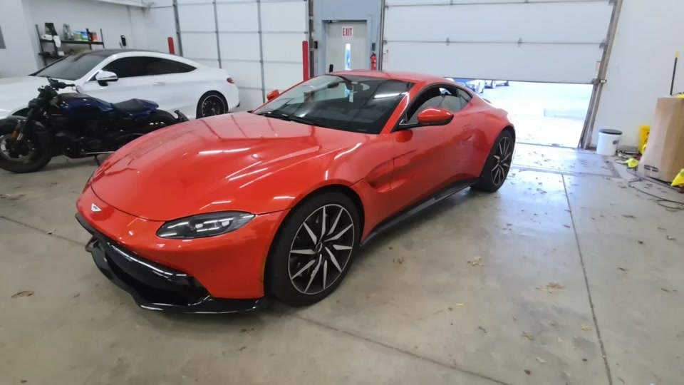 2020 Aston Martin Vantage