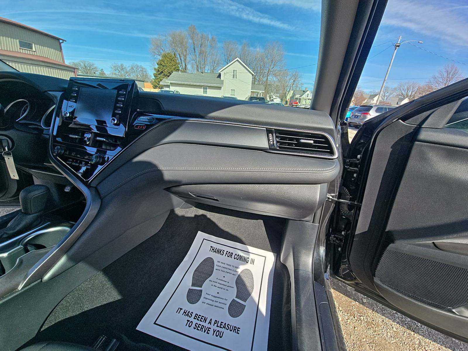 2022 Toyota Camry LE FWD