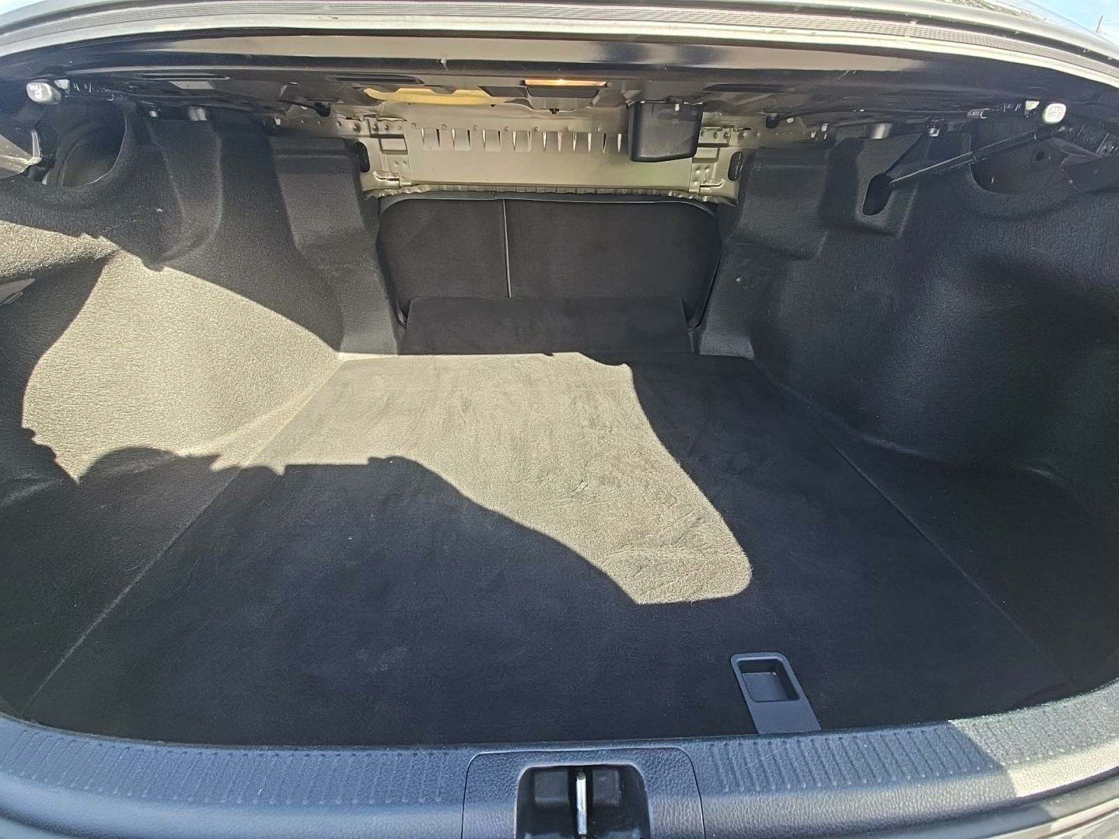 2022 Toyota Camry LE FWD