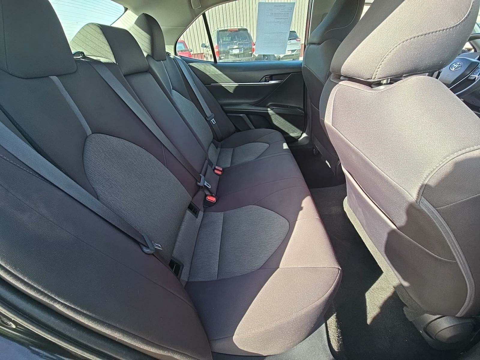 2022 Toyota Camry LE FWD