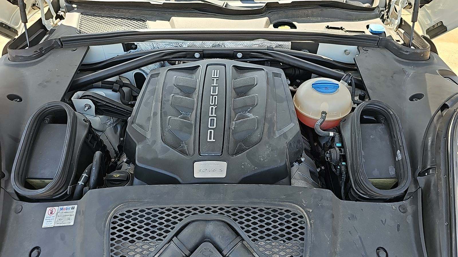 2016 Porsche Macan S AWD