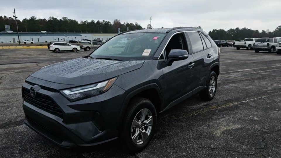 2024 Toyota RAV4 XLE