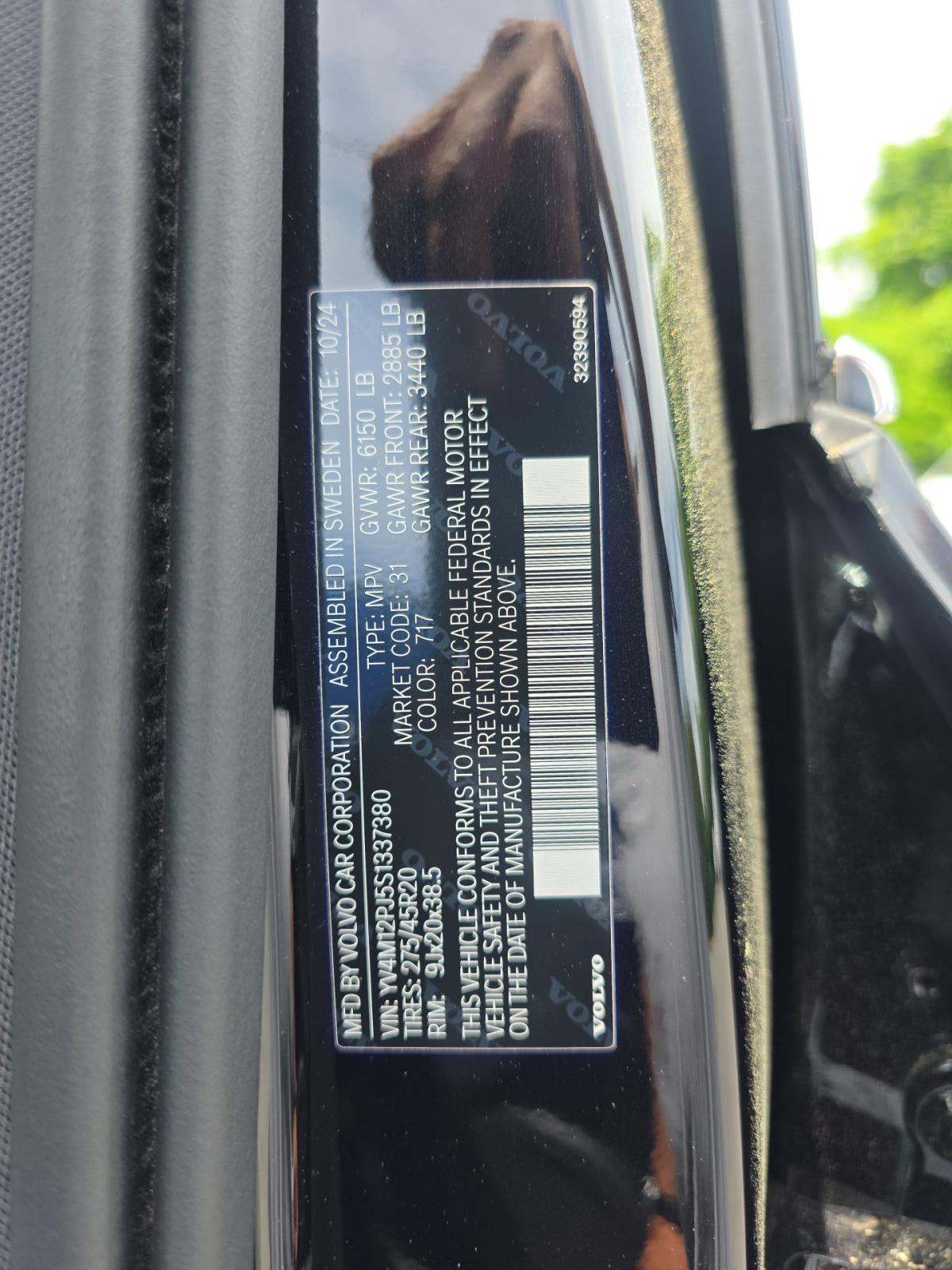 2025 Volvo XC90 B5 Core AWD