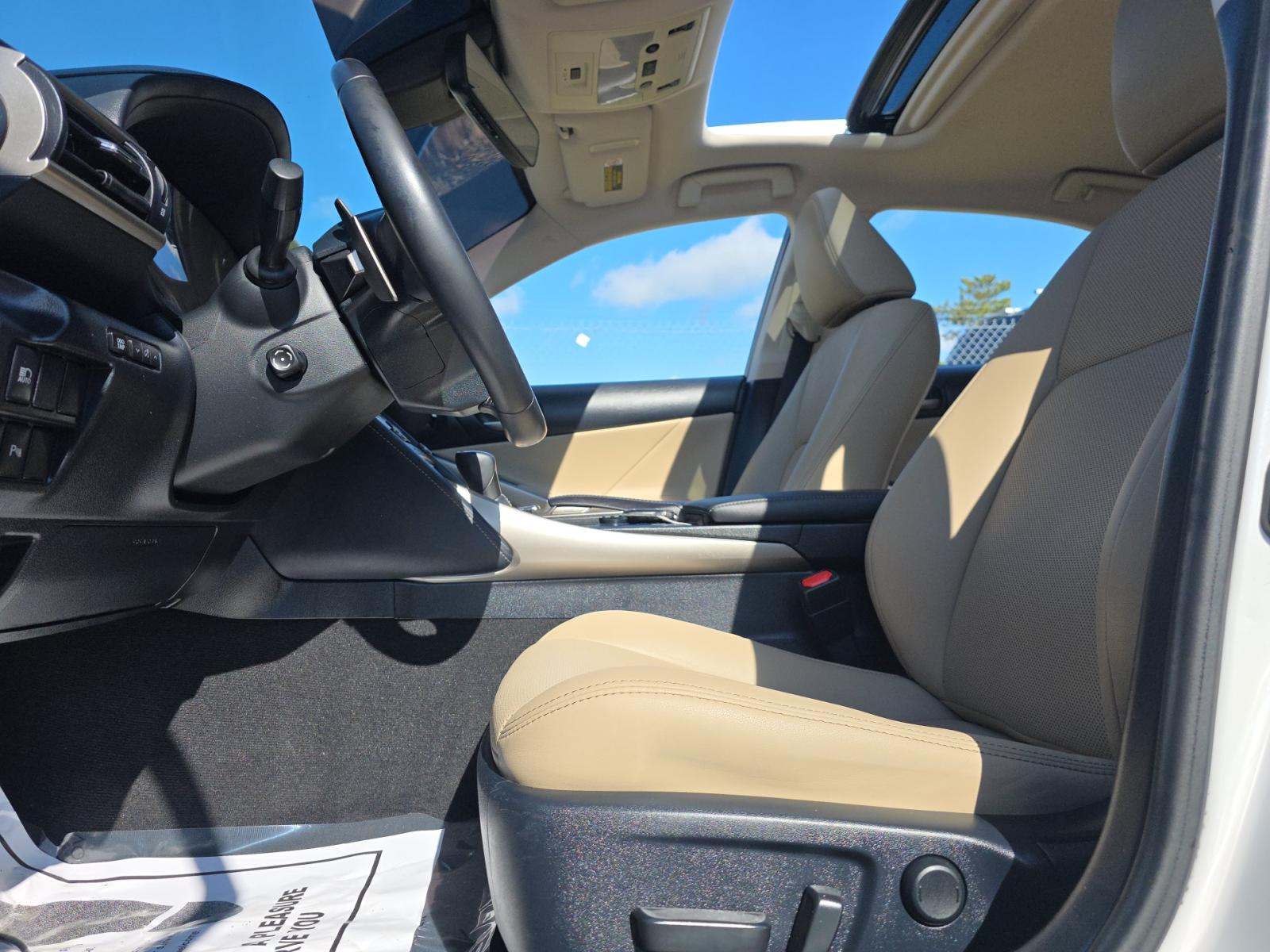 2019 Lexus IS IS 300 RWD