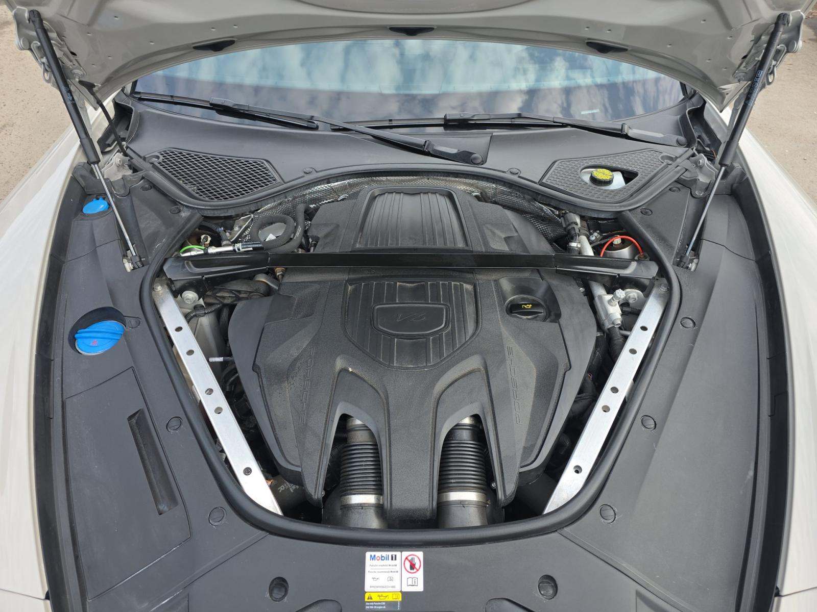 2023 Porsche Panamera 4 Platinum Edition AWD