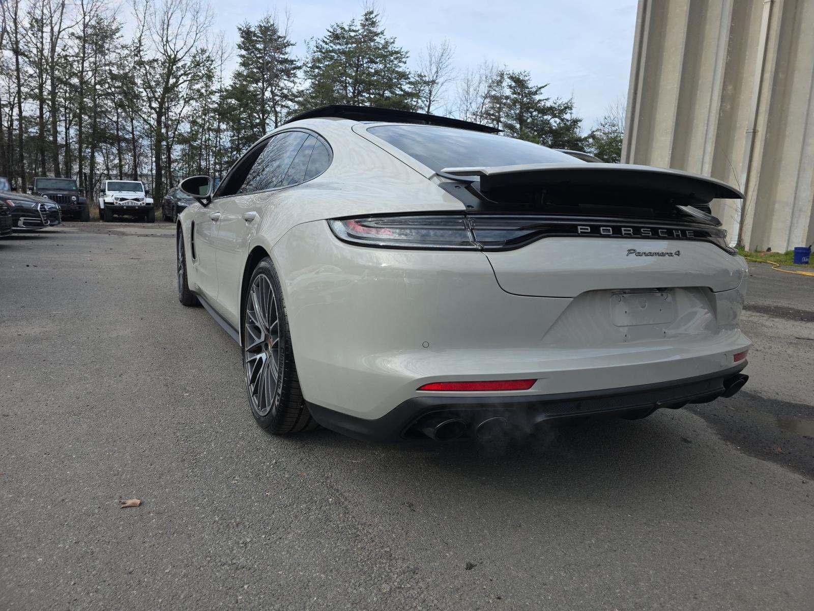 2023 Porsche Panamera 4 Platinum Edition AWD