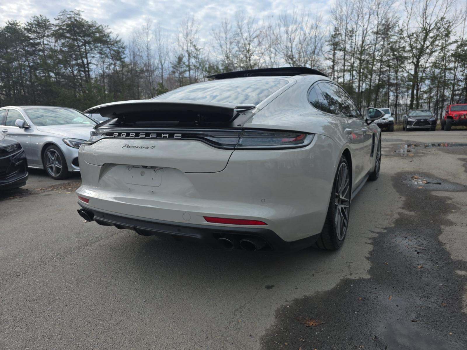 2023 Porsche Panamera 4 Platinum Edition AWD