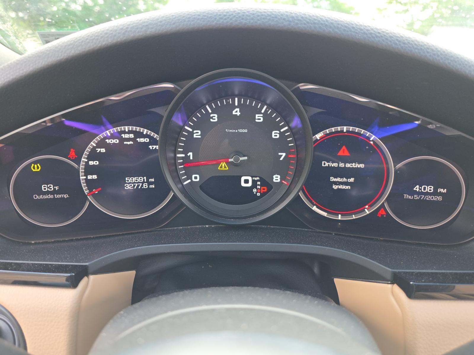 PORSCHE CAYENNE - 9