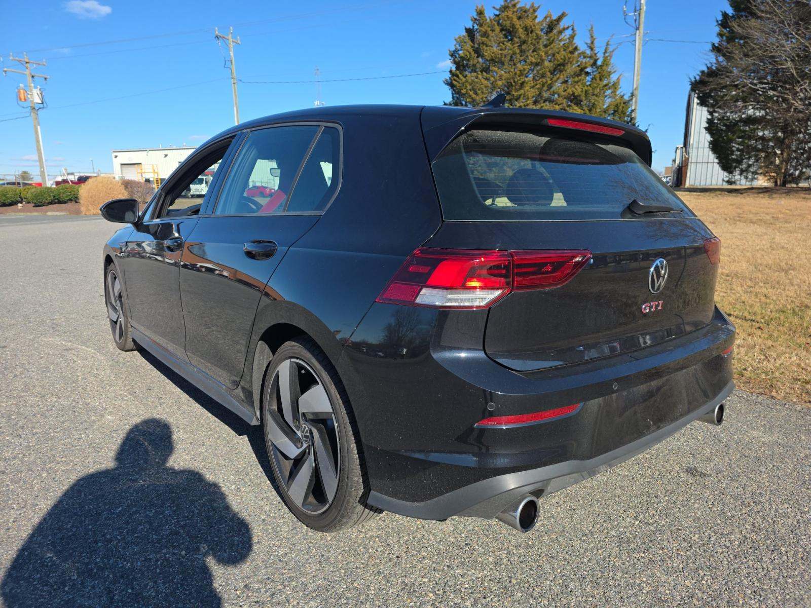 2023 Volkswagen Golf GTI 2.0T S FWD