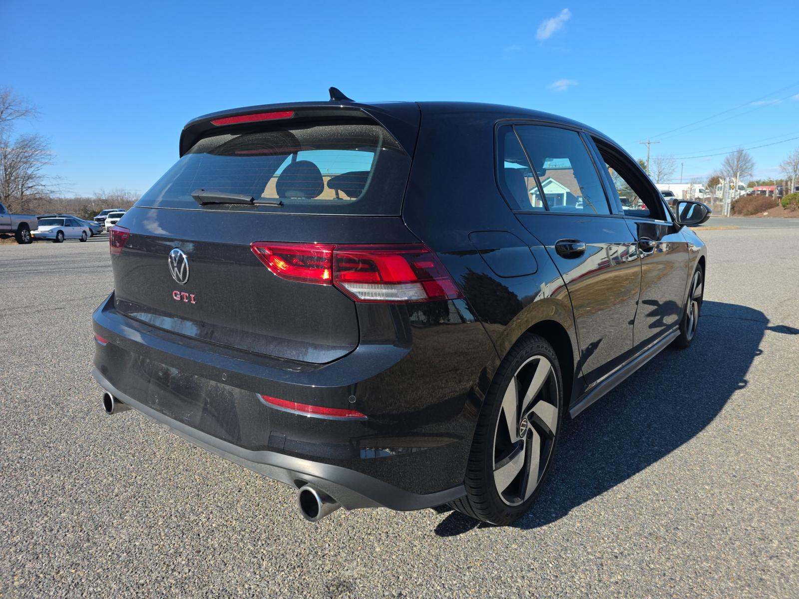 2023 Volkswagen Golf GTI 2.0T S FWD