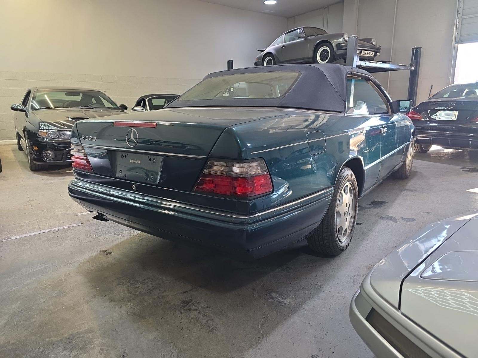 MERCEDES-BENZ E-CLASS - 3