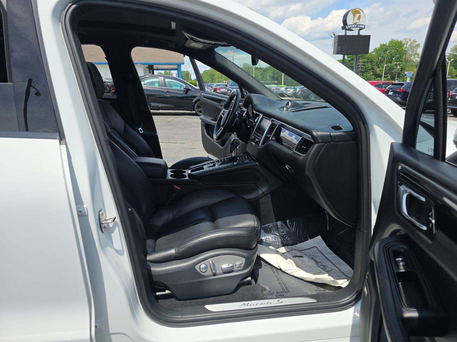 2016 Porsche Macan S AWD