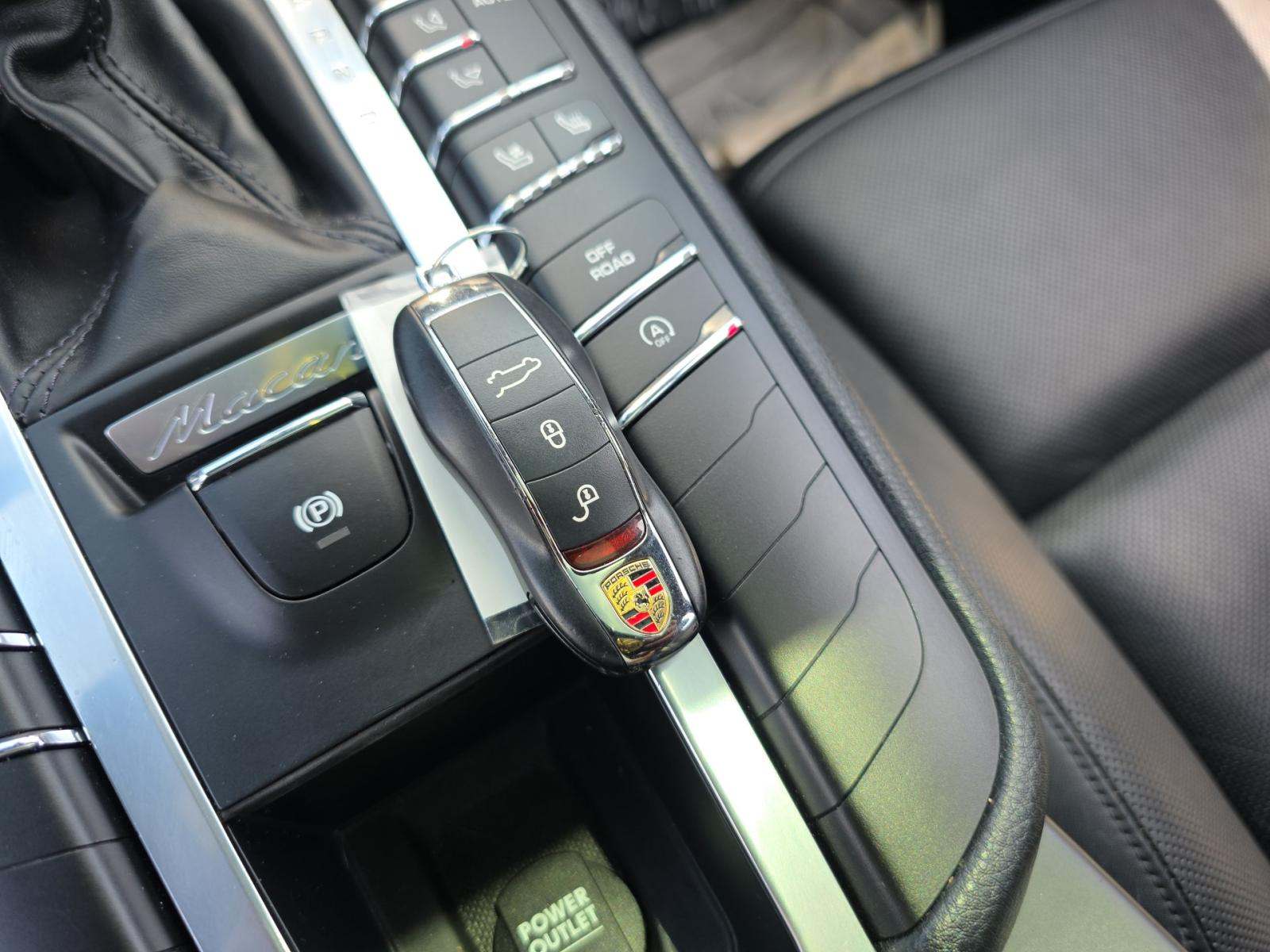 2016 Porsche Macan S AWD