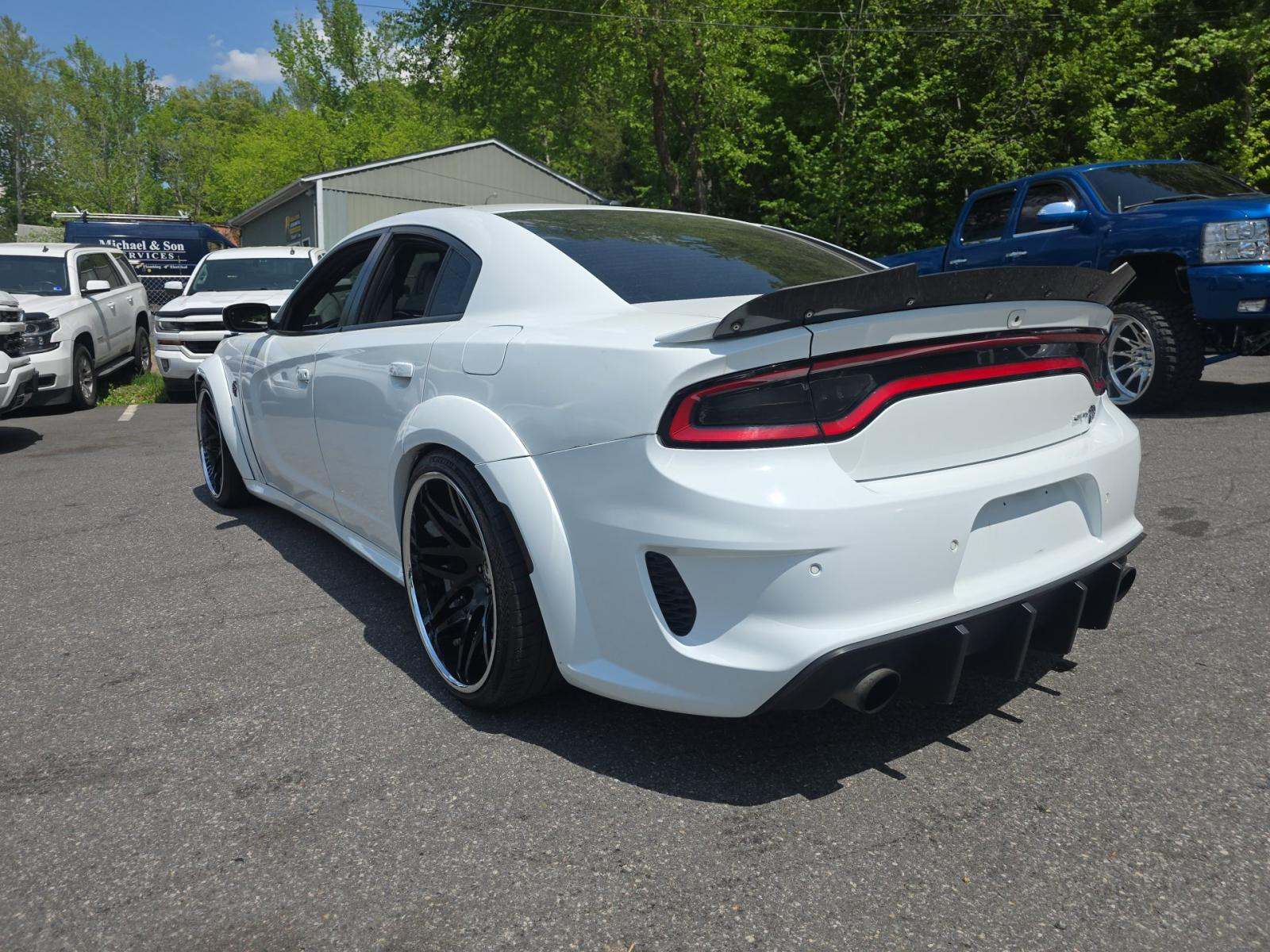 DODGE CHALLENGER - 2