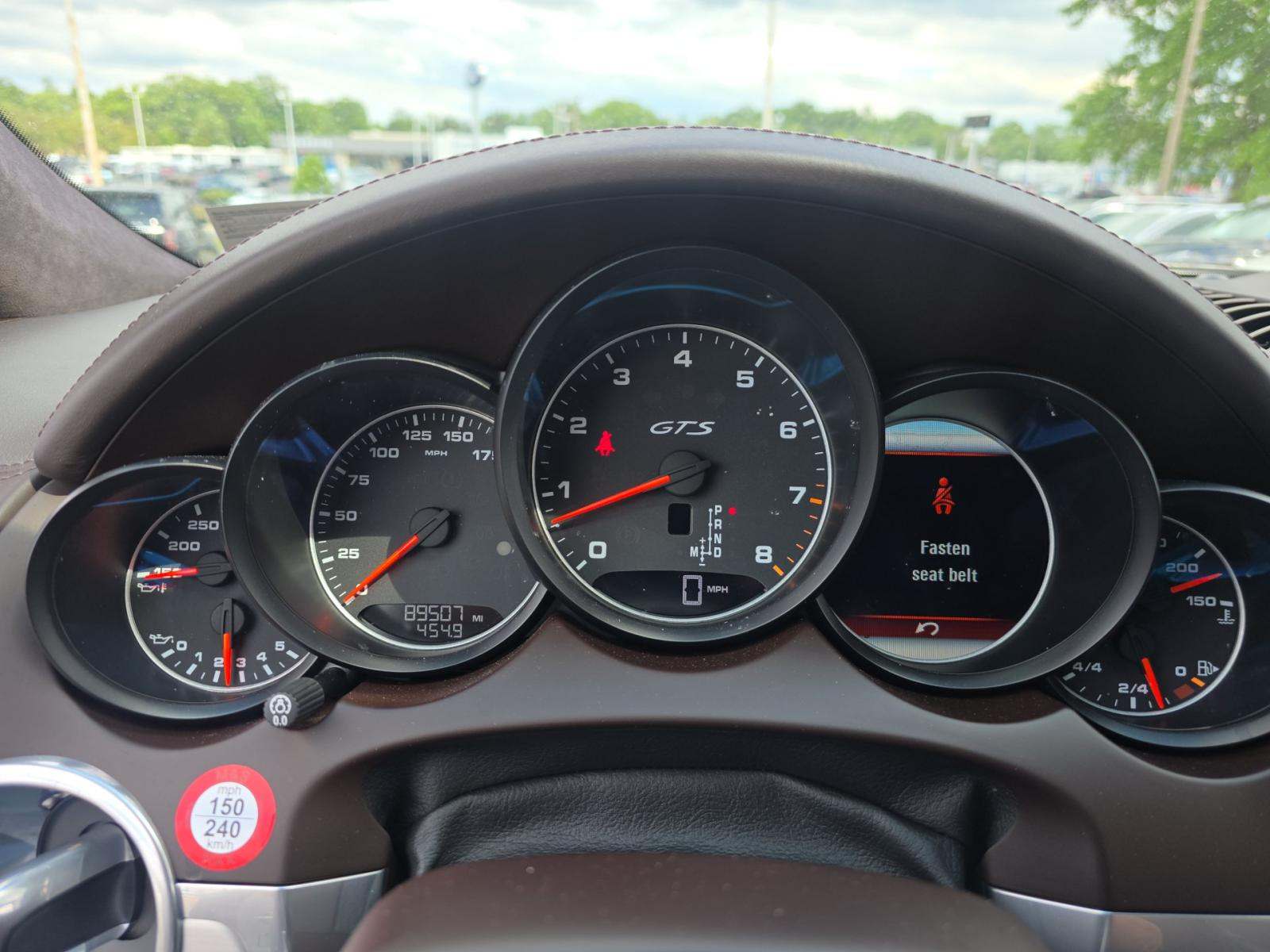 PORSCHE CAYENNE - 9
