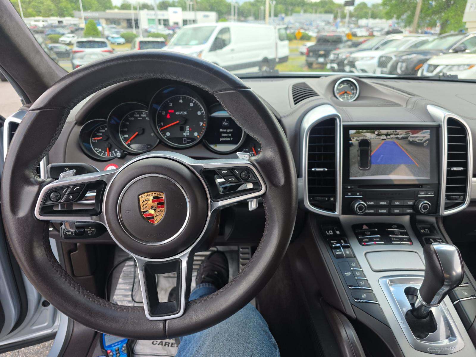 PORSCHE CAYENNE - 10