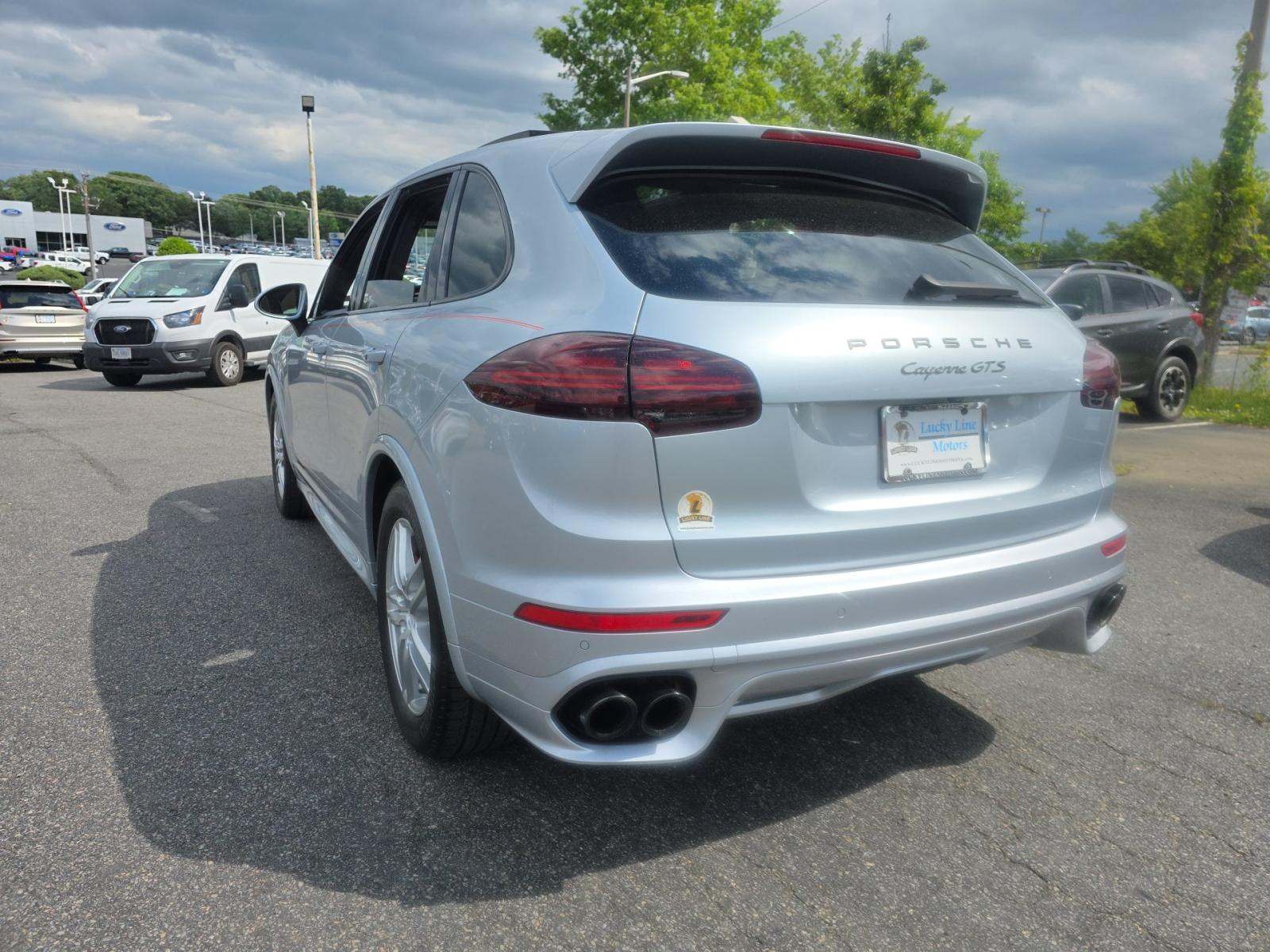 PORSCHE CAYENNE - 2