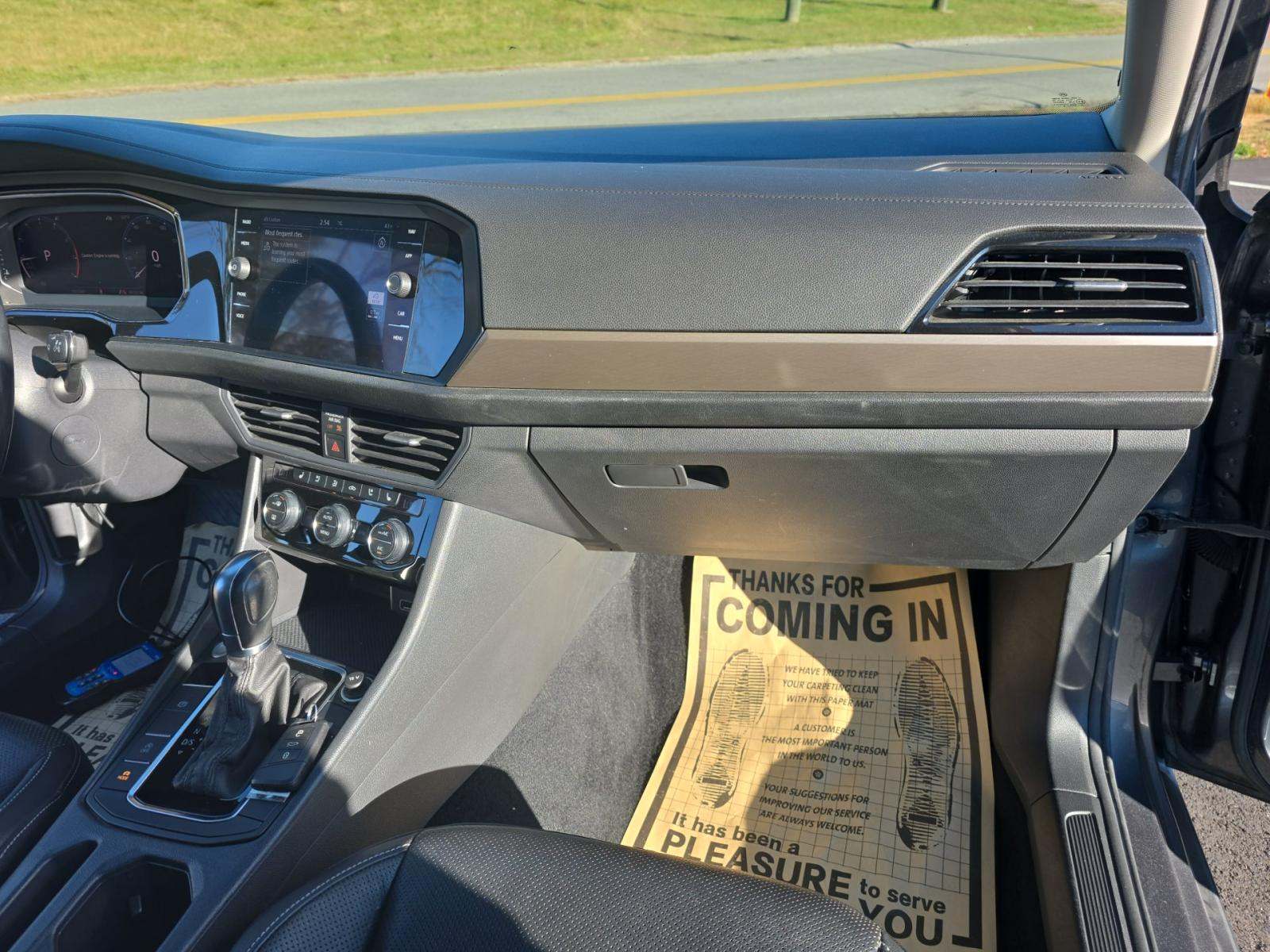 2019 Volkswagen Jetta 1.4T SEL Premium FWD