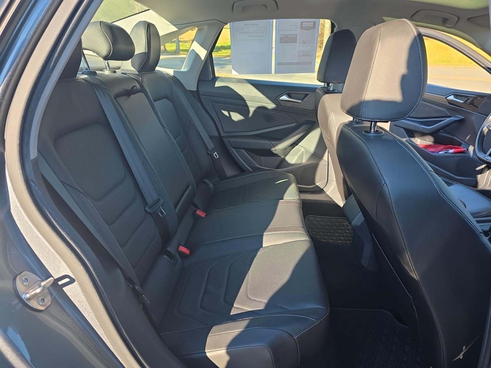 2019 Volkswagen Jetta 1.4T SEL Premium FWD