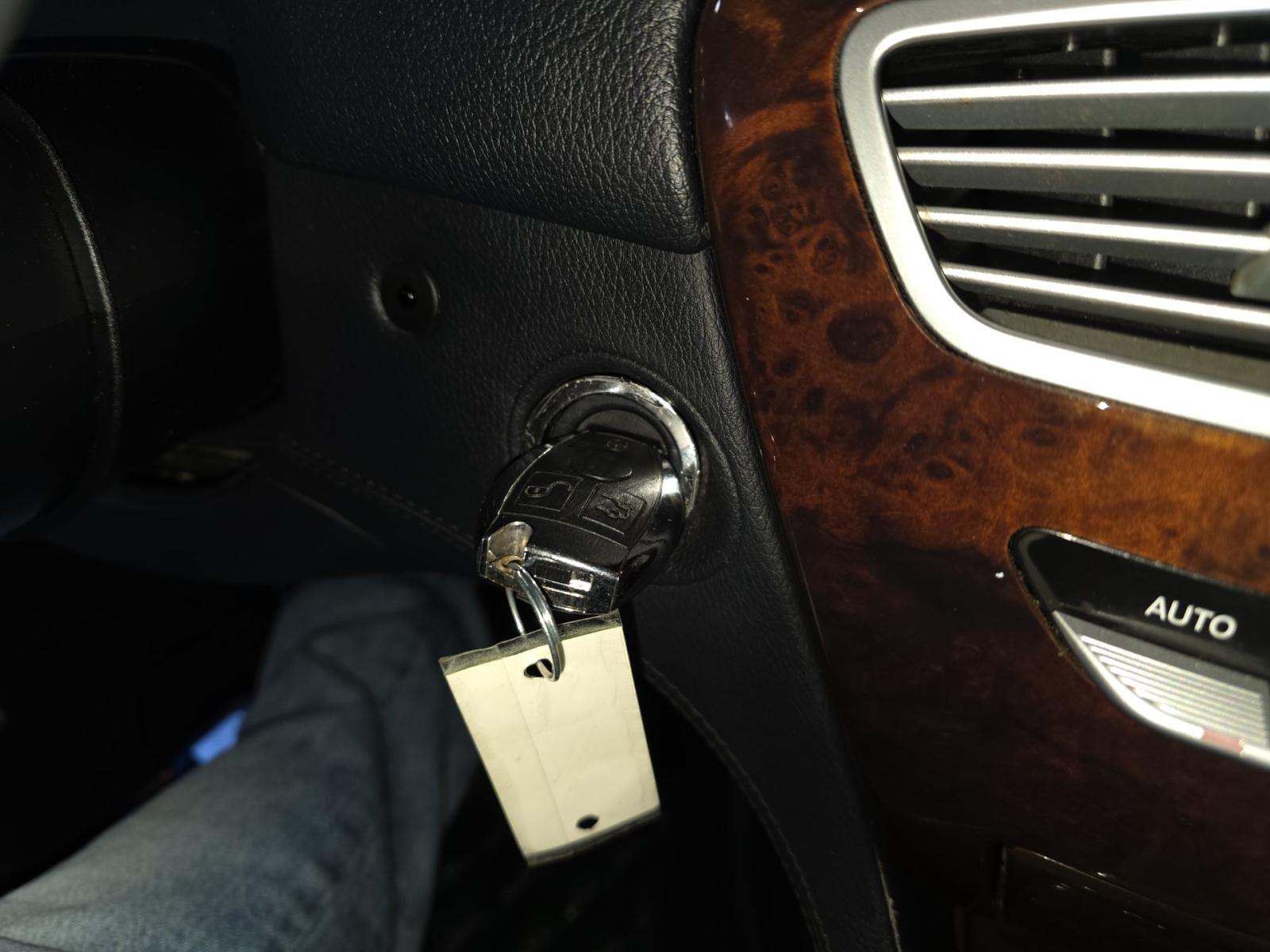 MERCEDES-BENZ CL - 8