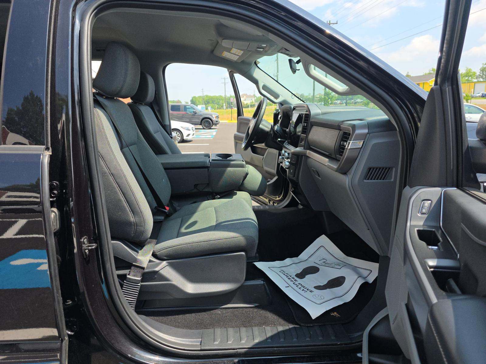 2025 Ford F-150 XLT AWD