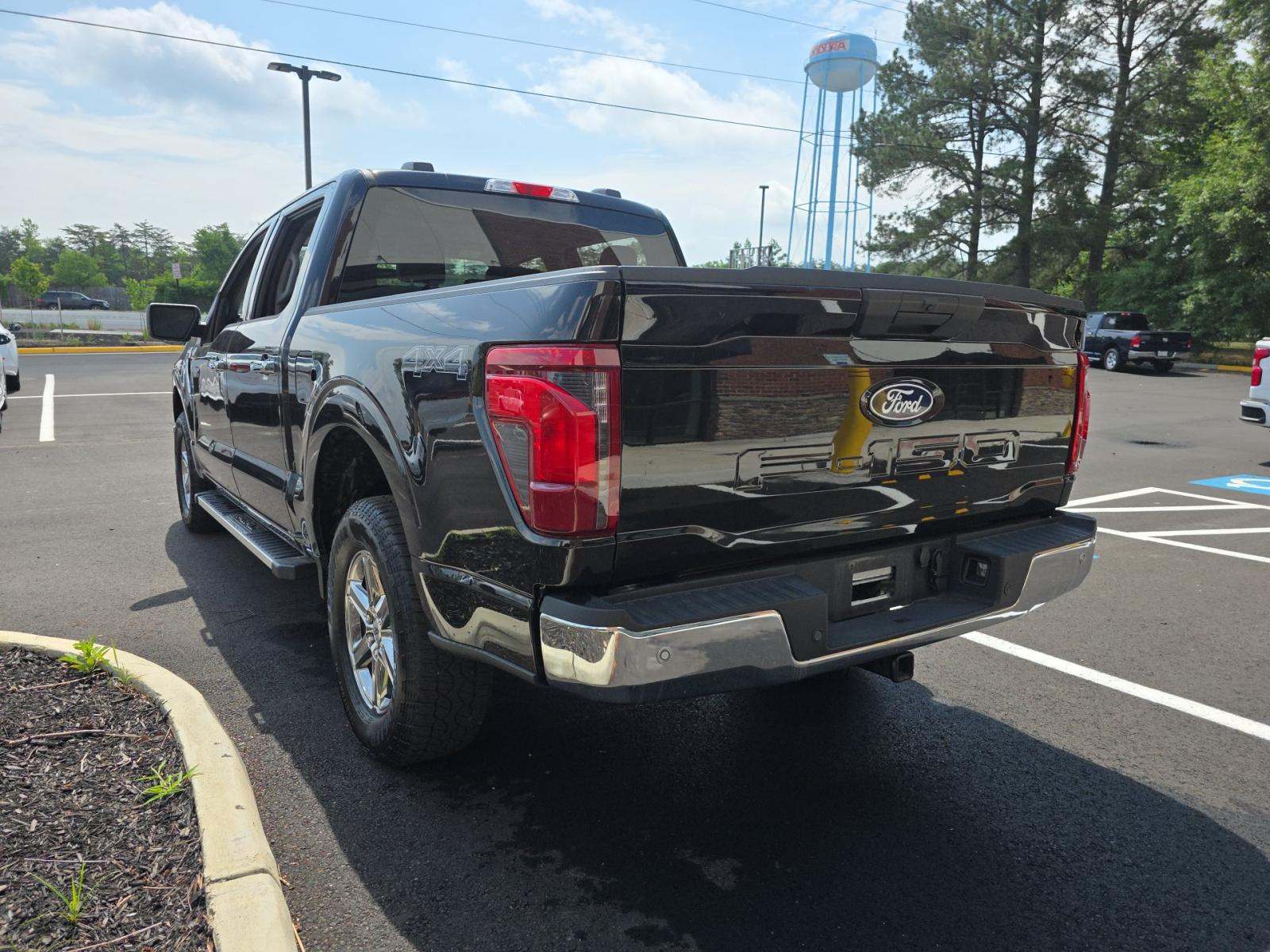 2025 Ford F-150 XLT AWD