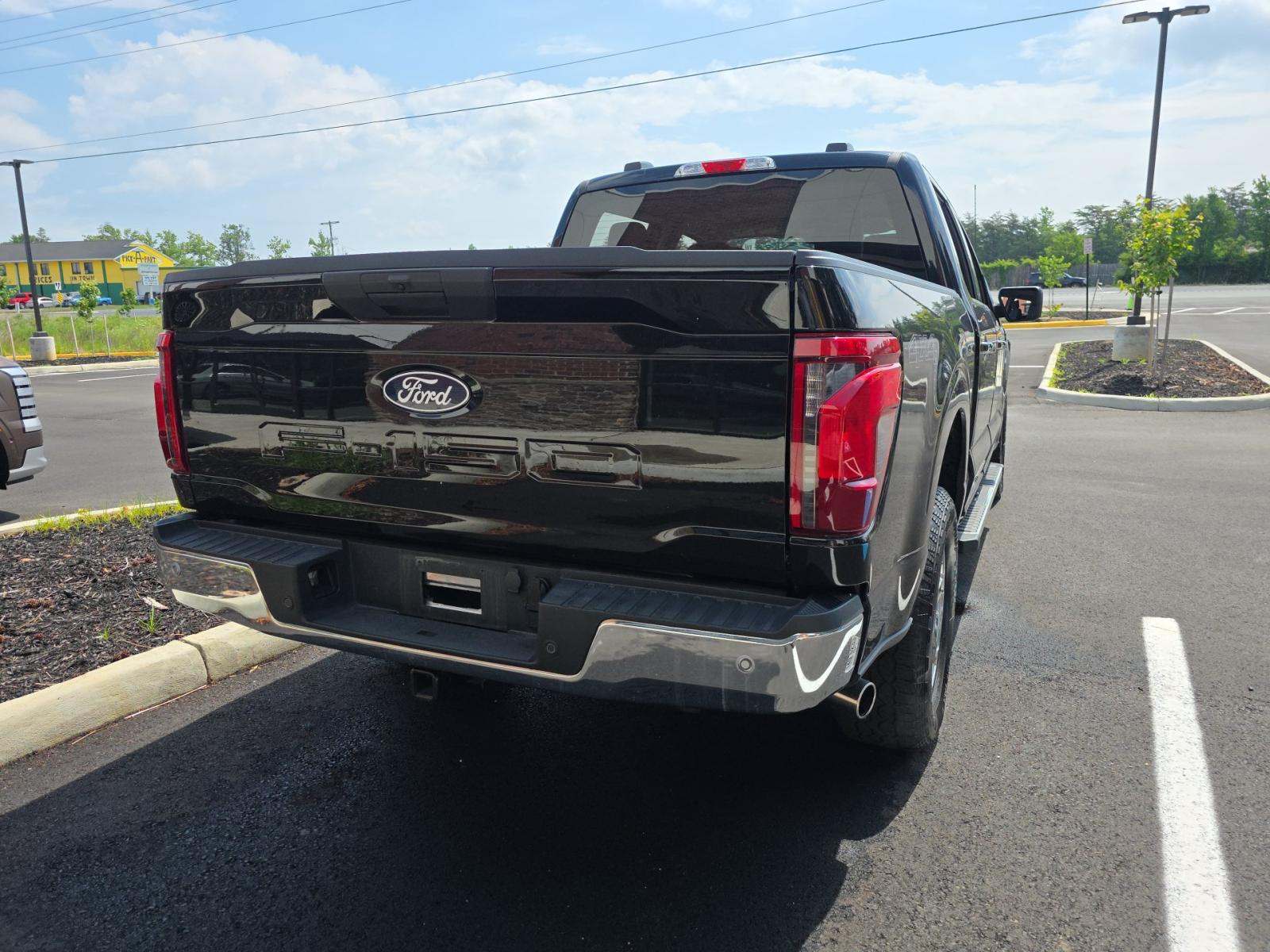 2025 Ford F-150 XLT AWD
