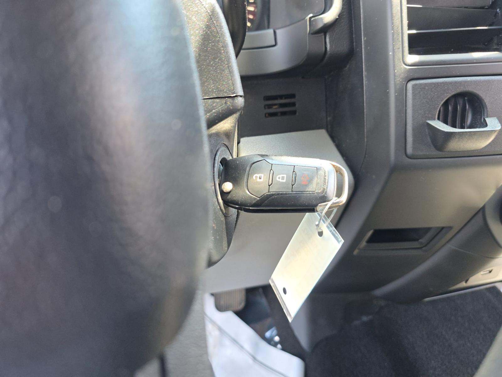 FORD F-150 - 8