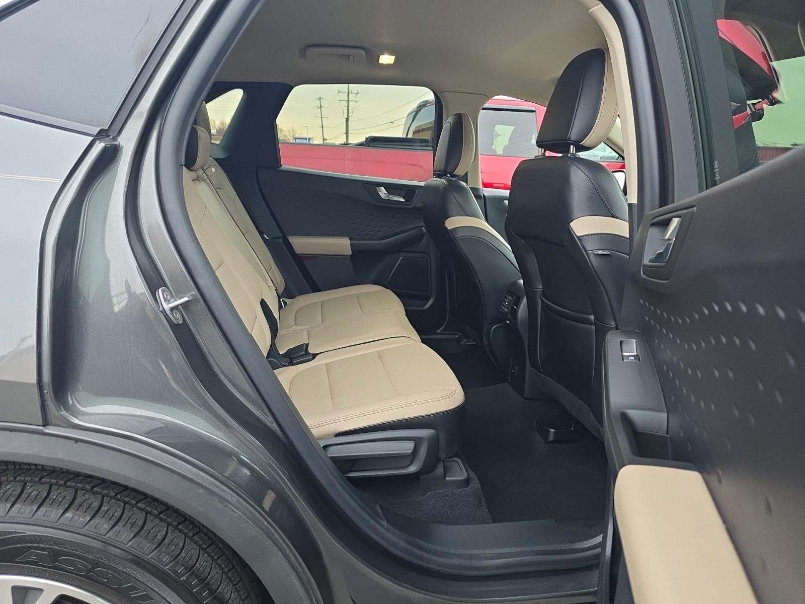 2020 Ford Escape SEL FWD