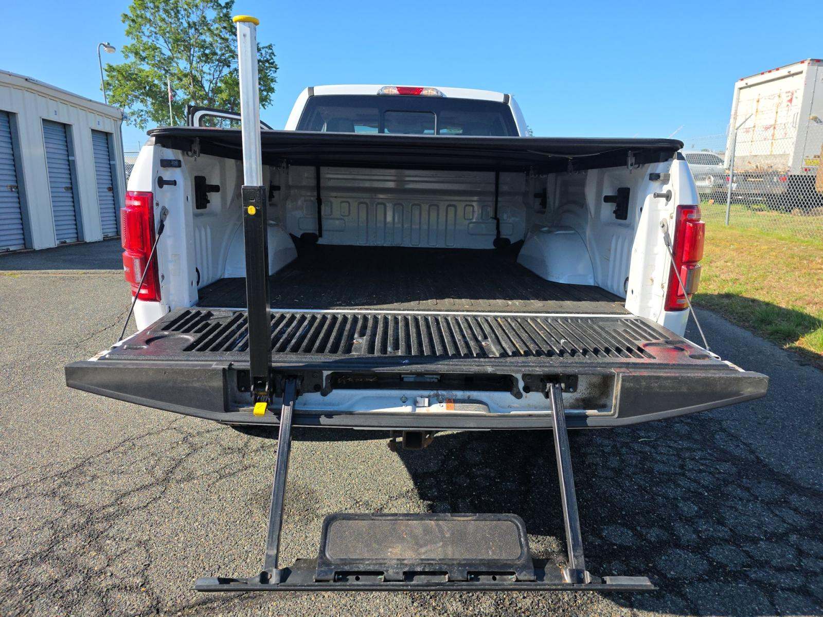 2015 Ford F-150 Lariat AWD