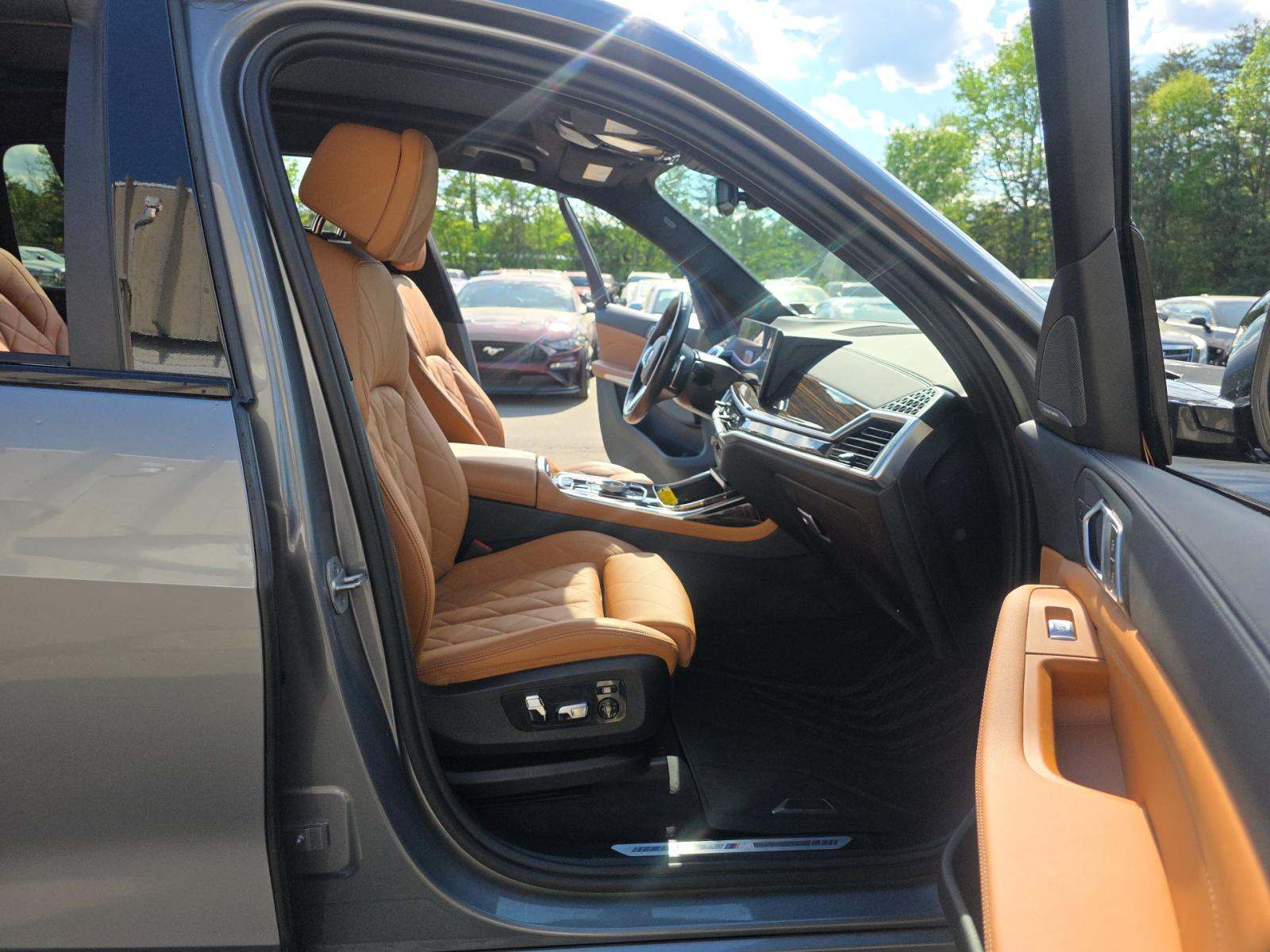 2023 BMW X7 xDrive40i AWD