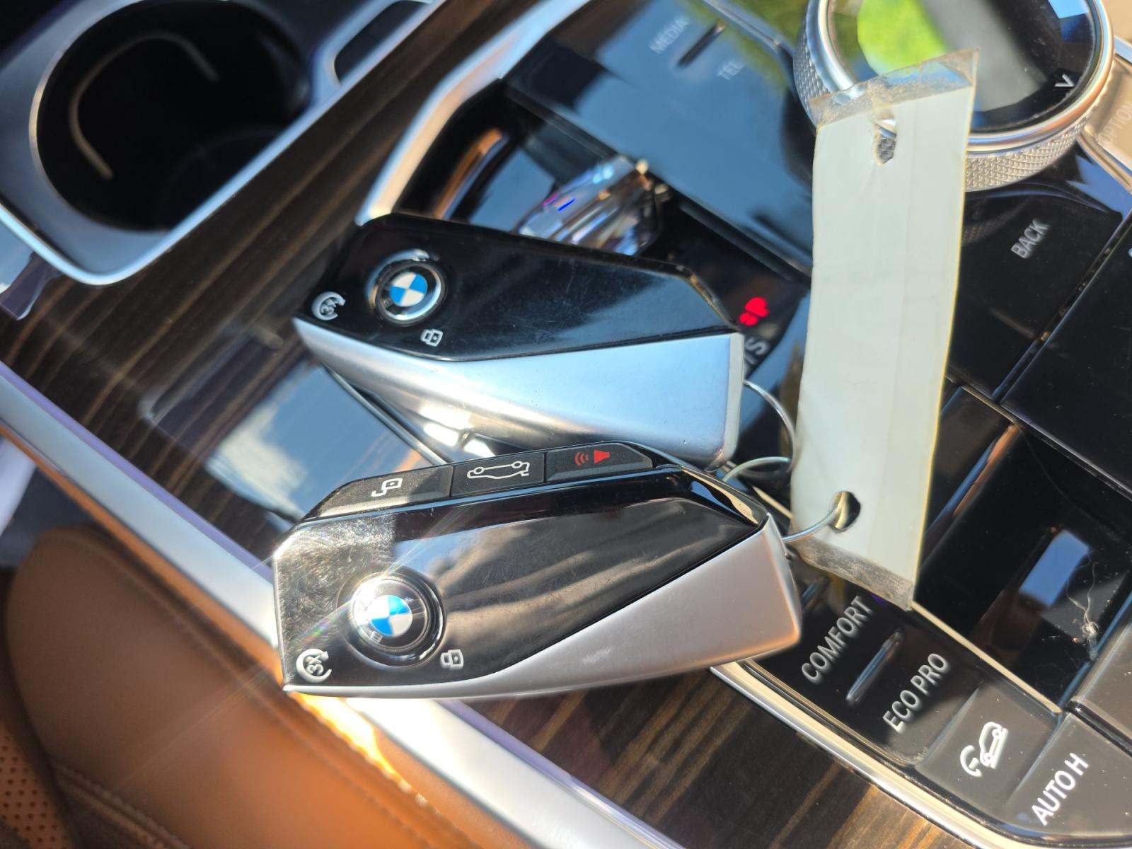 2023 BMW X7 xDrive40i AWD