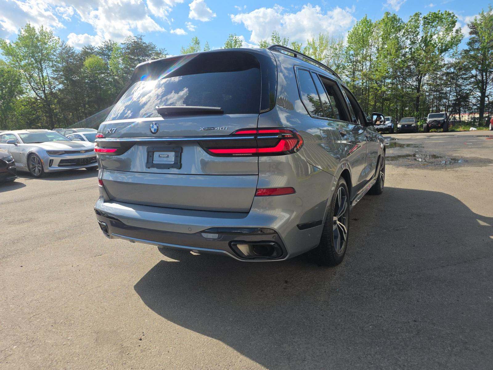 2023 BMW X7 xDrive40i AWD