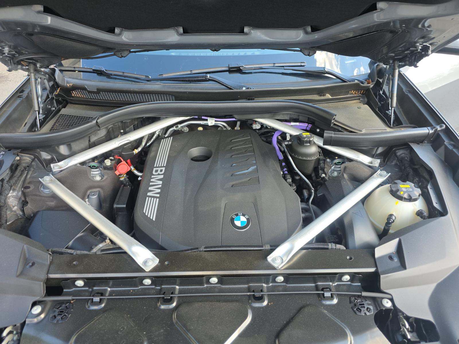 2023 BMW X7 xDrive40i AWD