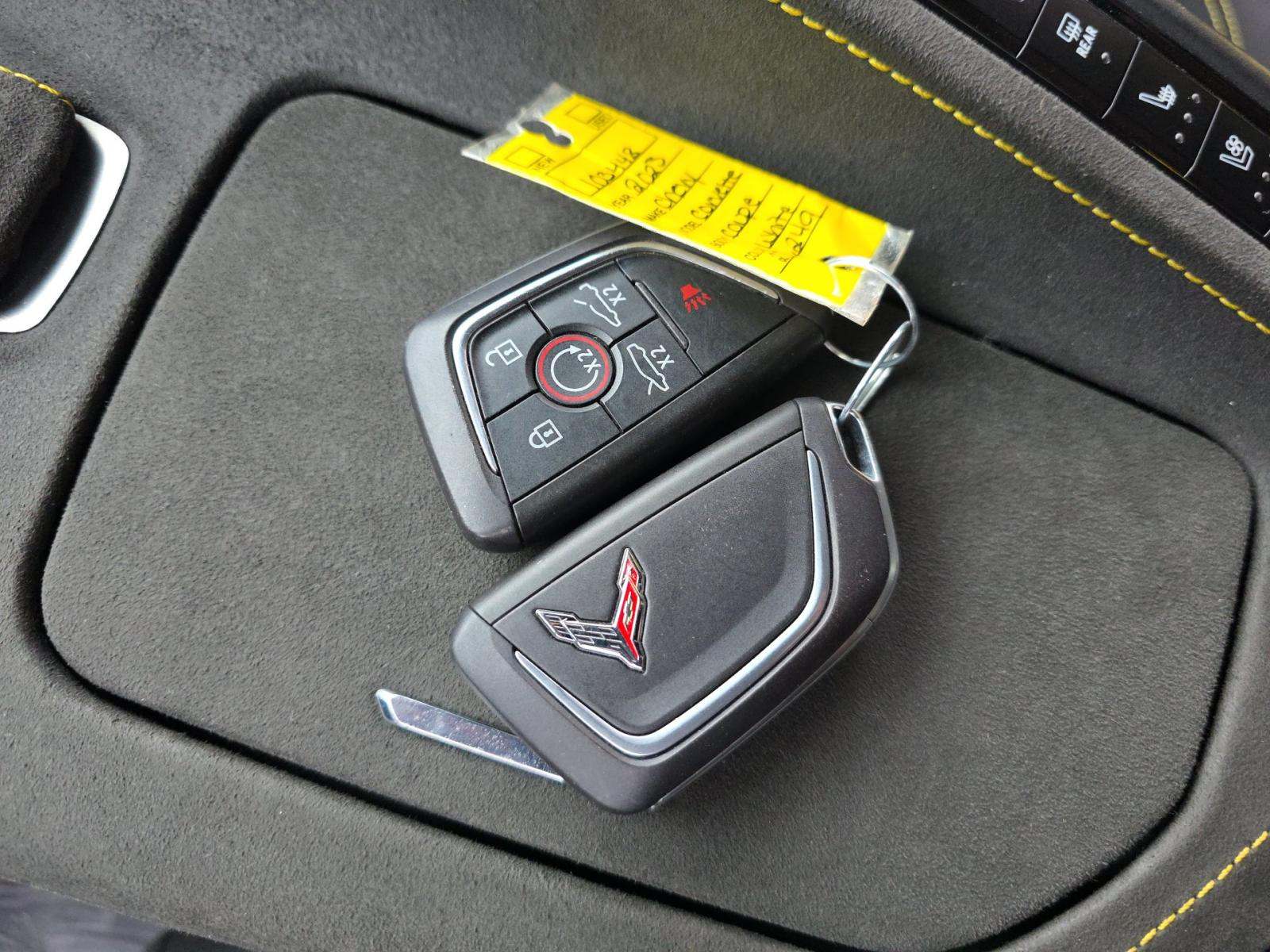 CHEVROLET CORVETTE - 8