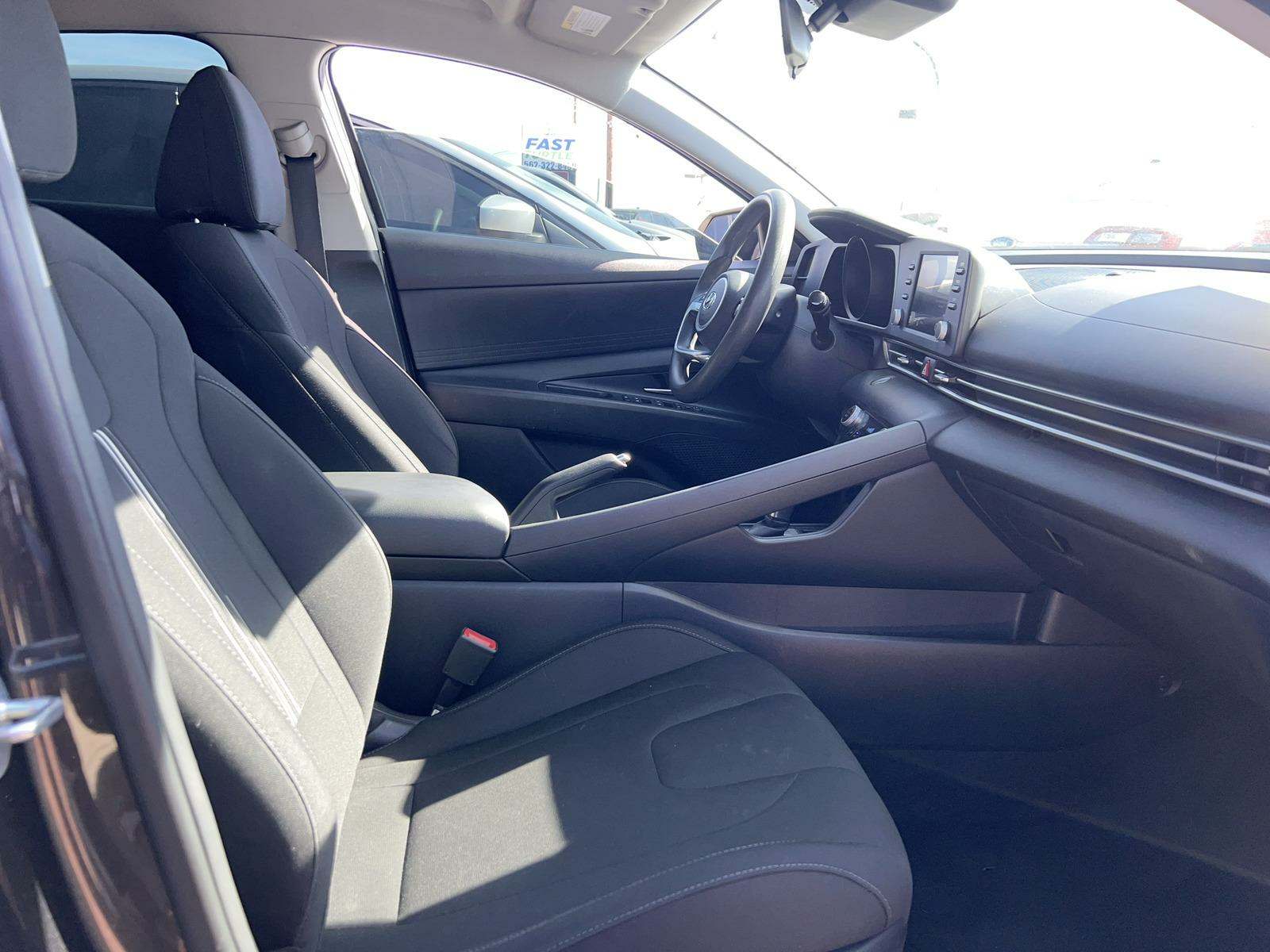 2021 Hyundai Elantra SEL FWD