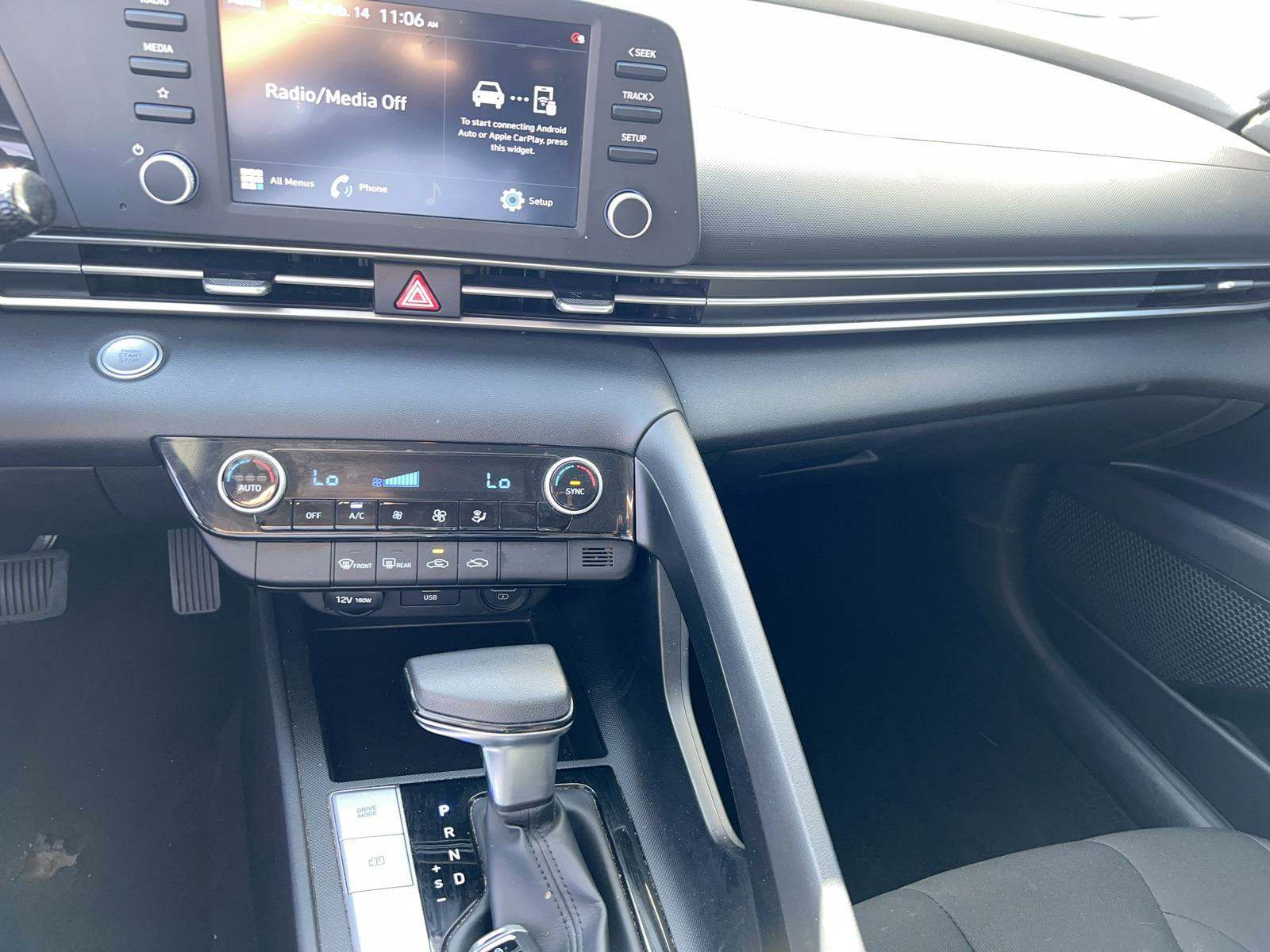 2021 Hyundai Elantra SEL FWD