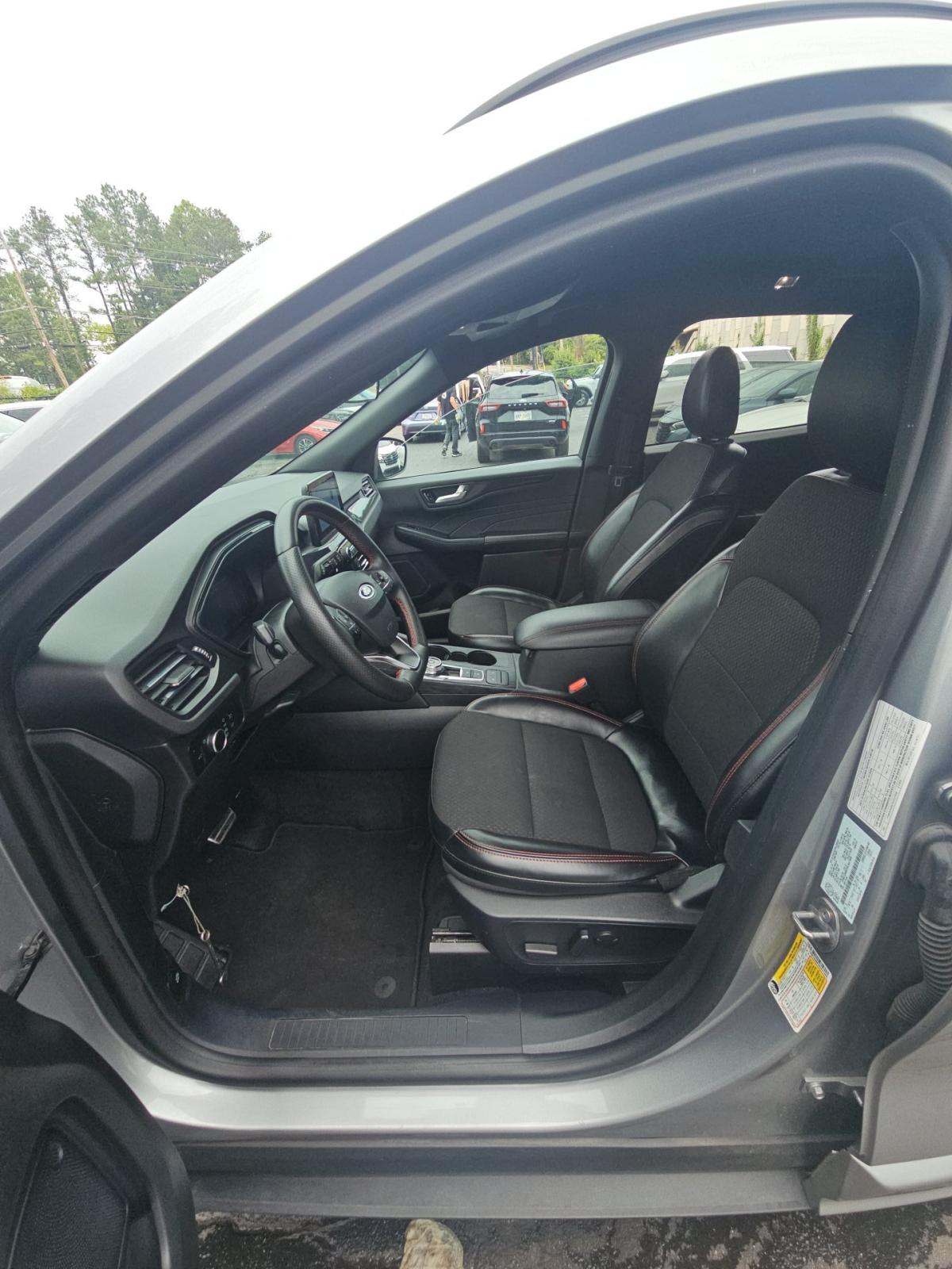 2024 Ford Escape ST-Line AWD
