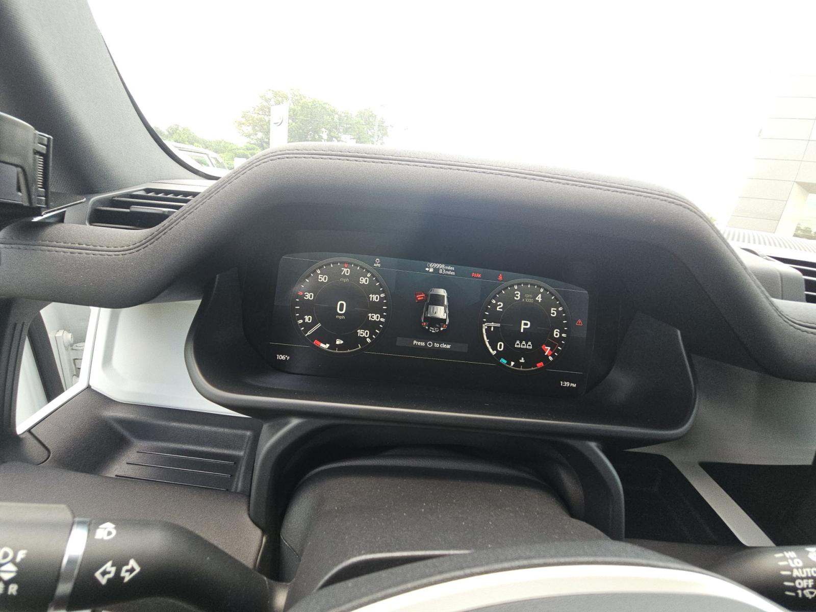2022 Land Rover Defender 110 X-Dynamic SE AWD