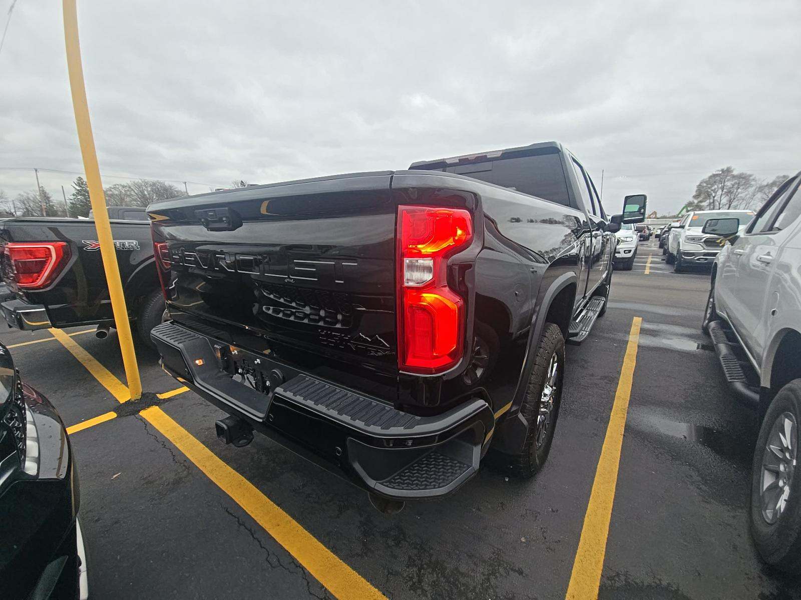 2024 Chevrolet Silverado 2500HD High Country AWD
