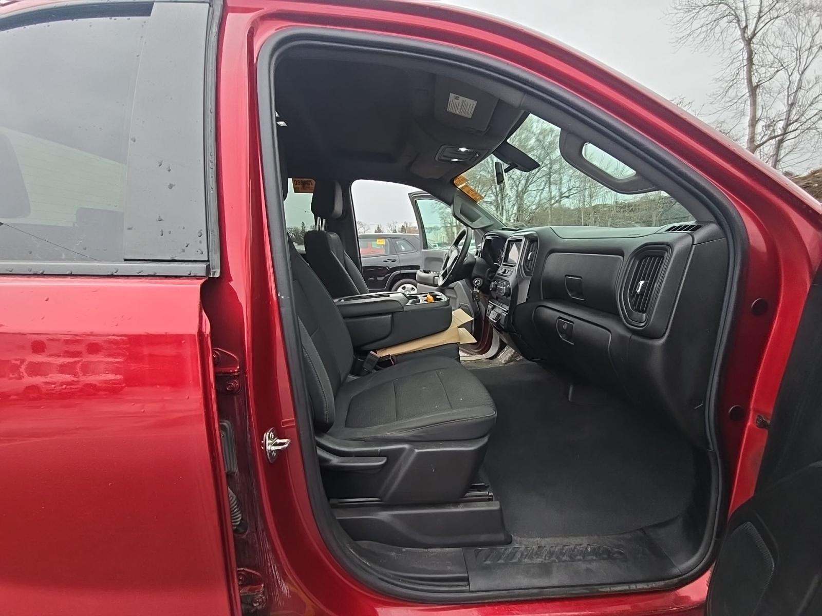 2019 Chevrolet Silverado 1500 Custom AWD