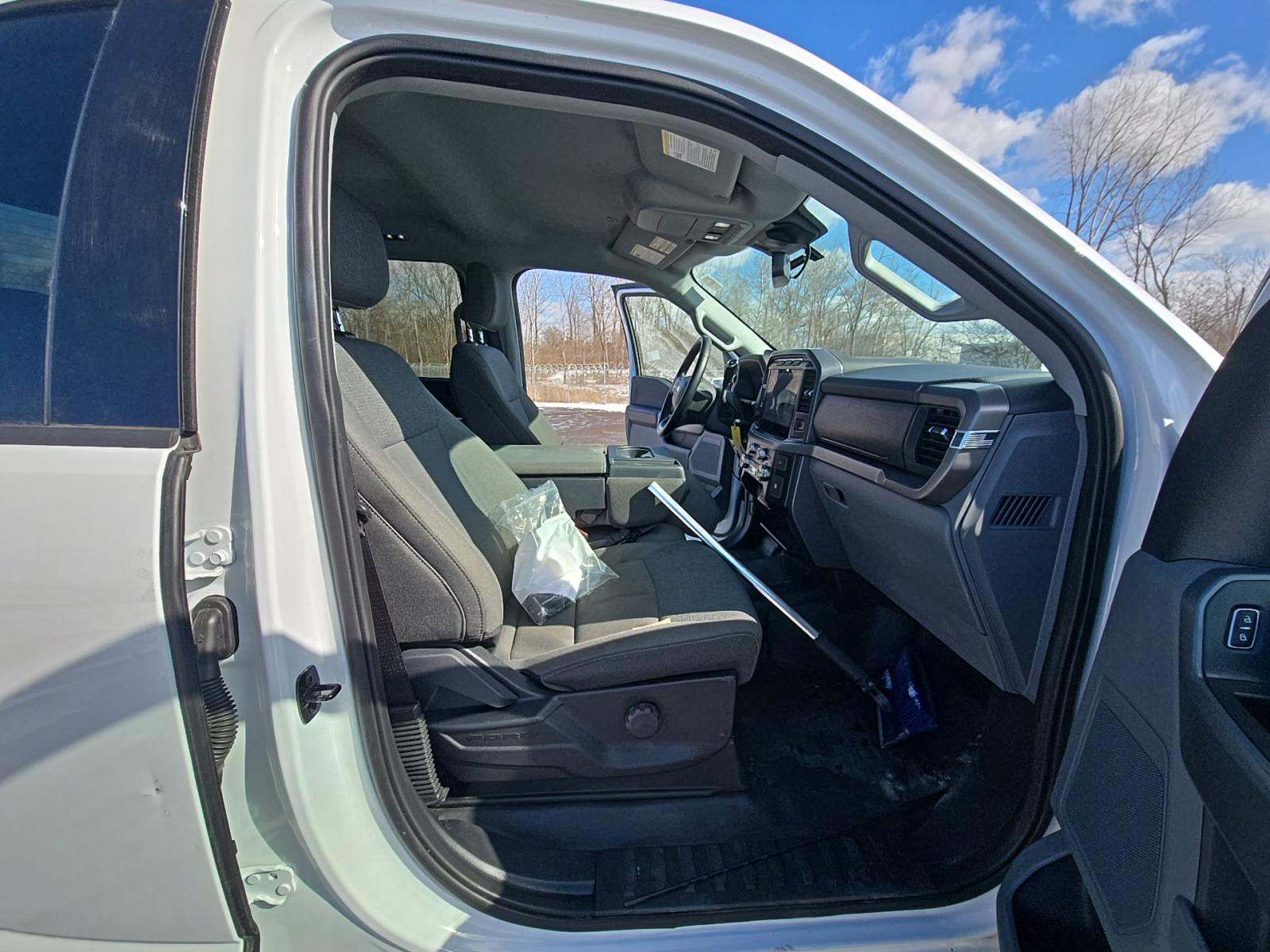 2024 Ford F-150 XLT AWD