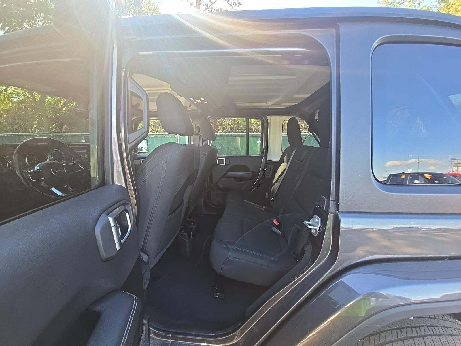 2022 Jeep Wrangler Unlimited Sahara AWD