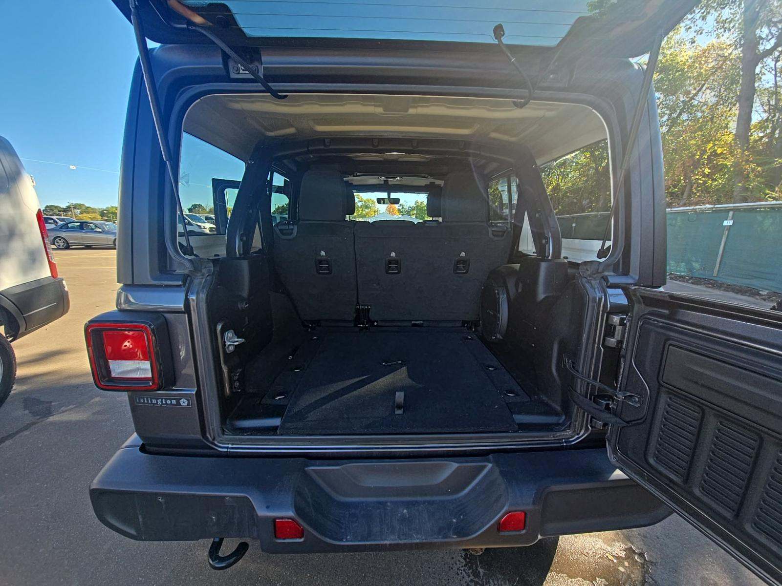 2022 Jeep Wrangler Unlimited Sahara AWD