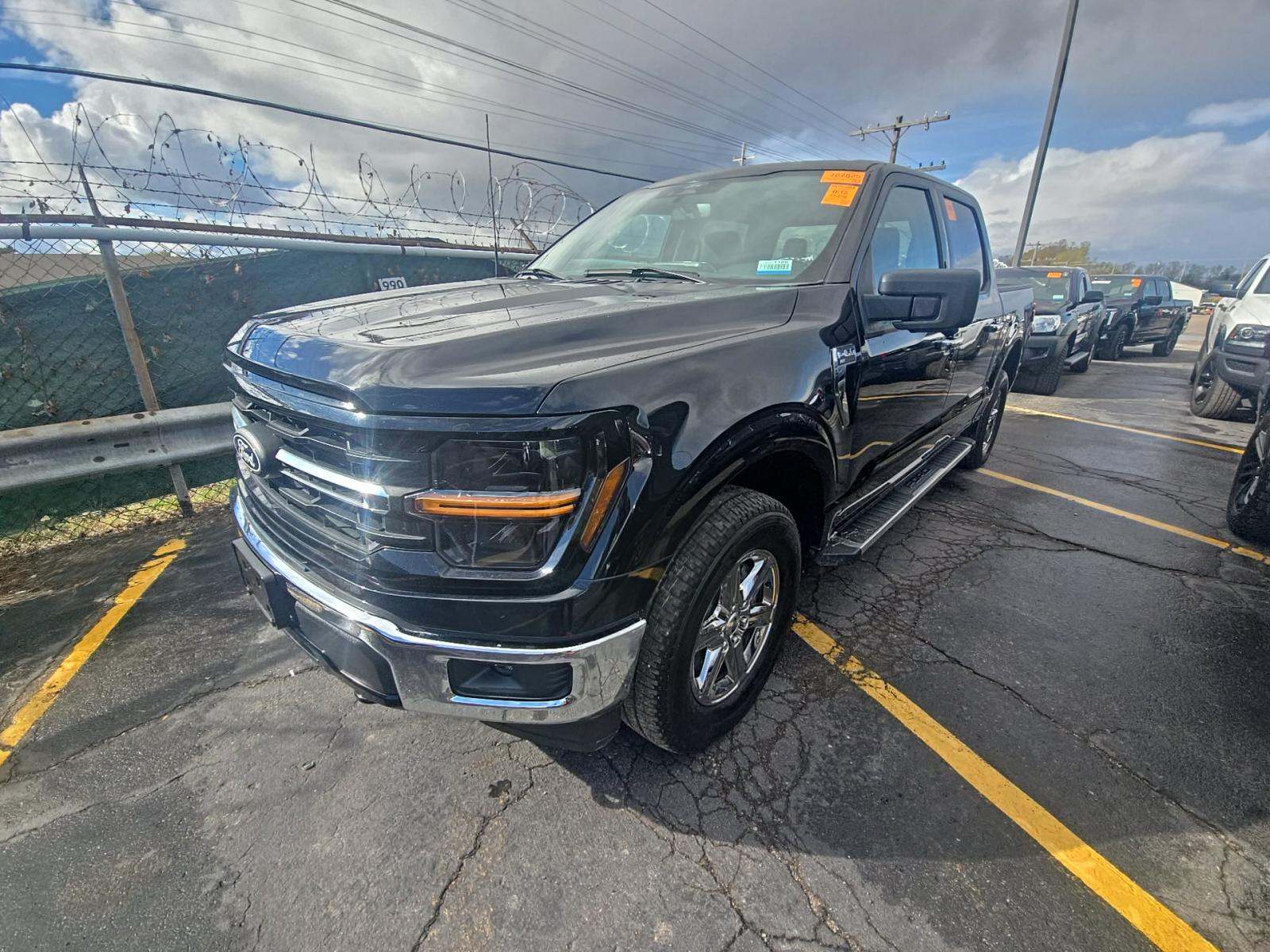 2024 Ford F-150 XLT AWD